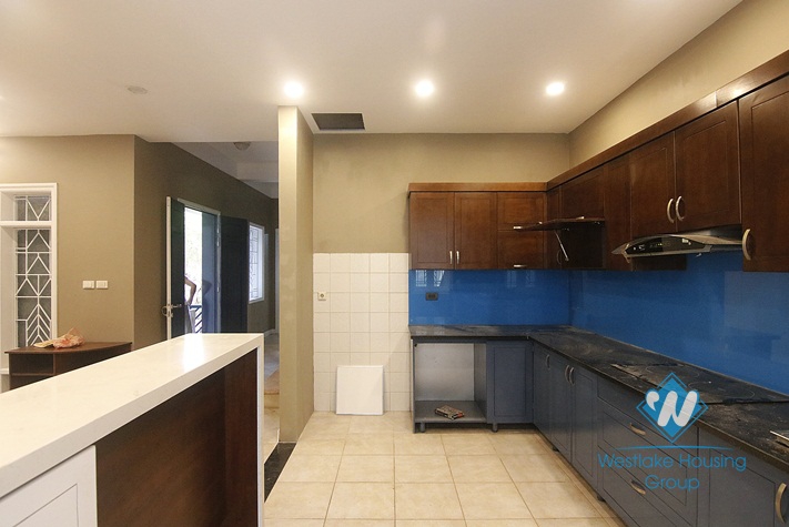 A newly-renovated house for rent in Long Bien district